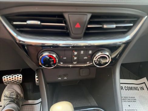 Used 2025 Buick Encore GX Sport Touring w/ Experience Buick Package FWD image 23