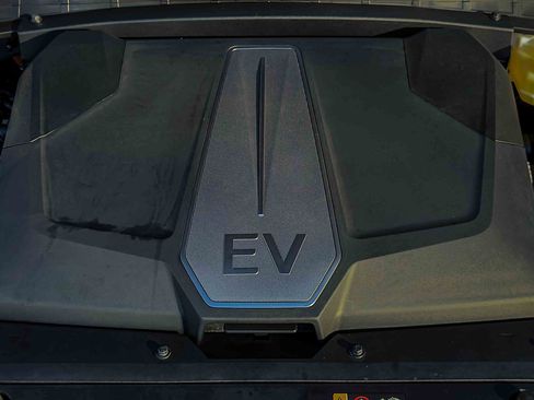 Certified 2024 Kia EV6 GT-Line image 29