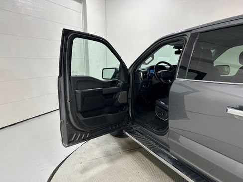 Used 2021 Ford F150 Lariat w/ Equipment Group 502A High AWD/4WD image 25