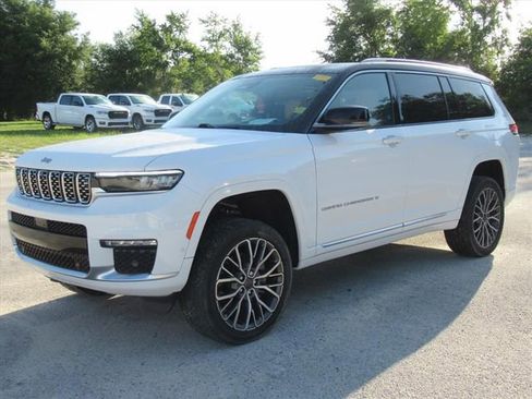Certified 2023 Jeep Grand Cherokee L Summit AWD/4WD image 2
