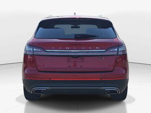 Used 2020 Lincoln Nautilus Reserve FWD image 5
