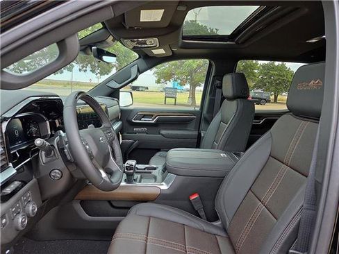 New 2026 Chevrolet Silverado 1500 High Country w/ Midnight Edition AWD/4WD image 15