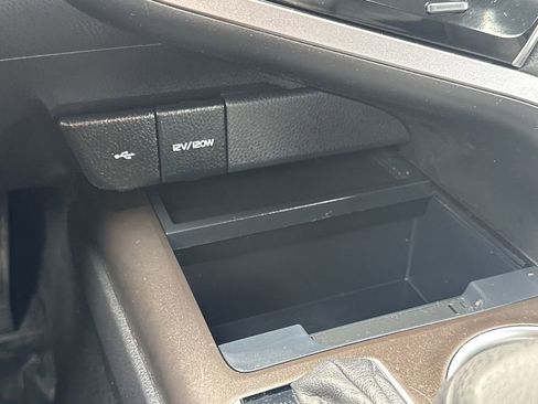 Used 2023 Toyota Camry LE AWD/4WD image 23