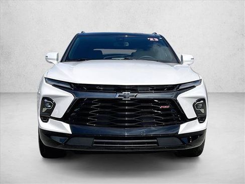 Used 2023 Chevrolet Blazer RS FWD image 3