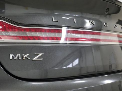 Used 2020 Lincoln MKZ Reserve w/ Elements Package FWD image 9