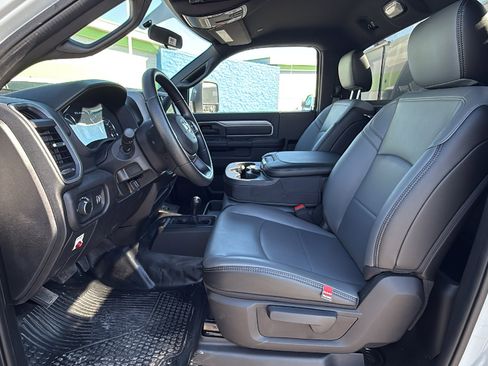 New 2024 RAM 5500 Tradesman image 17