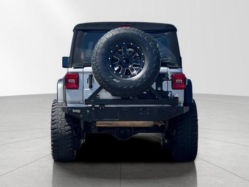 Used 2018 Jeep Wrangler Unlimited Rubicon AWD/4WD image 5