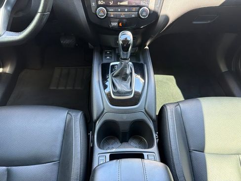 Used 2019 Nissan Rogue Sport SL w/ Premium Package FWD image 27