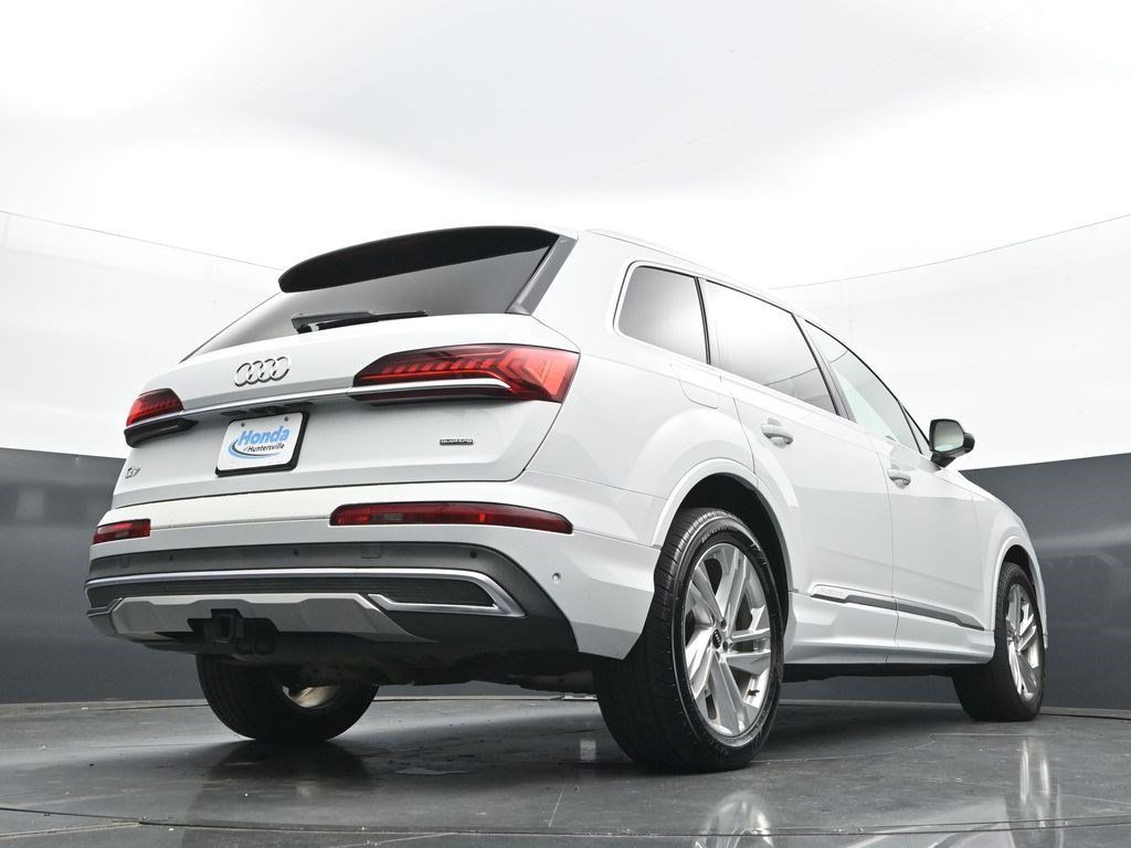 Used 2021 Audi Q7 3.0T Premium Plus w/ Premium Plus Package AWD/4WD image 45