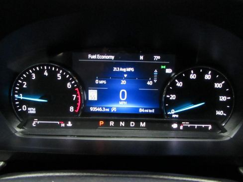 Used 2020 Ford Explorer XLT w/ Equipment Group 202A AWD/4WD image 28