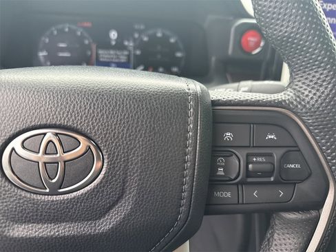 Used 2024 Toyota Tacoma TRD Sport image 28