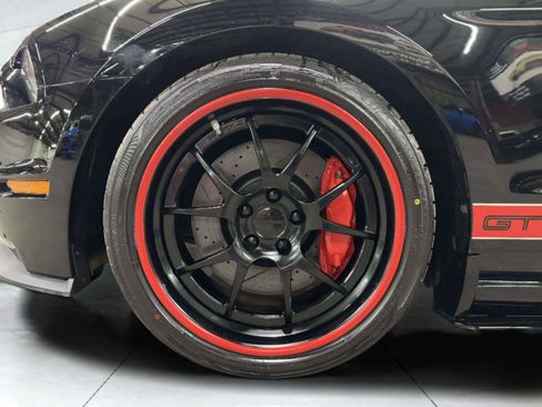 Used 2012 Ford Mustang Shelby GT500 w/ SVT Performance Pkg RWD image 51