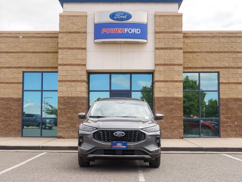 New 2025 Ford Escape SE w/ PHEV Premium Package image 3