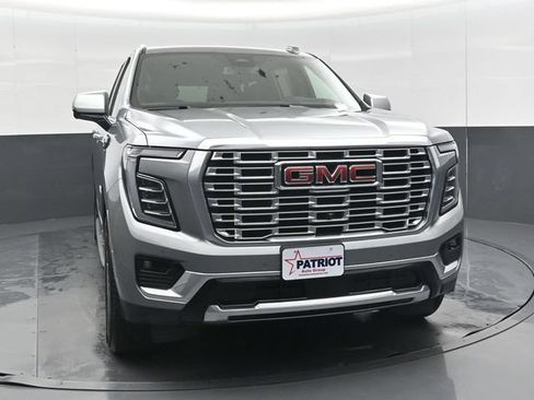 Used 2025 GMC Yukon XL Denali AWD/4WD image 31
