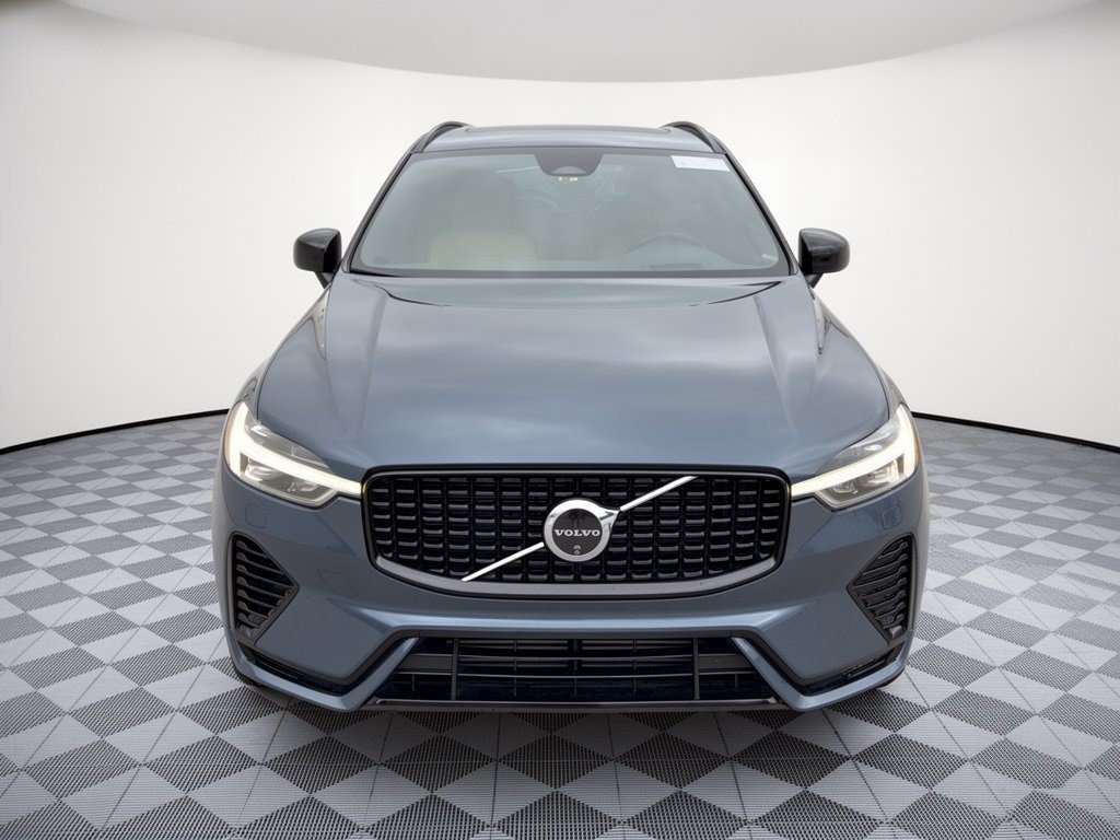 Certified 2024 Volvo XC60 T8 Ultimate w/ Protection Package Premier AWD/4WD image 6