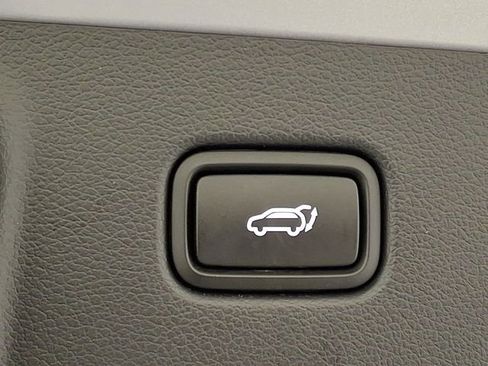 Used 2025 Hyundai Palisade SEL FWD image 35