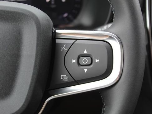 New 2026 Volvo XC40 B5 Ultra w/ Climate Package AWD/4WD image 14