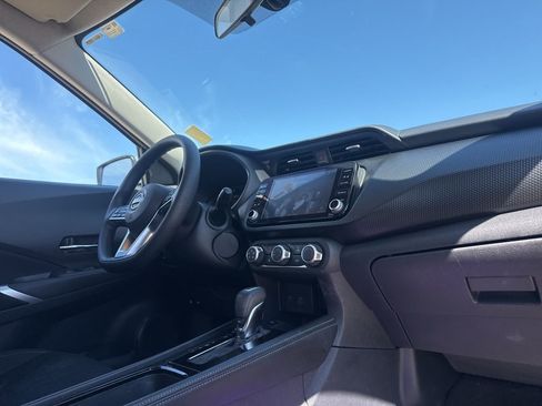 Certified 2024 Nissan Kicks SV image 24