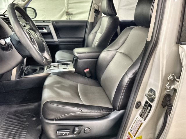 Used 2018 Toyota 4Runner SR5 Premium RWD image 18