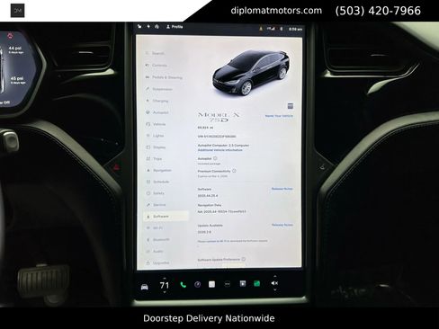 Used 2018 Tesla Model X 75D image 33