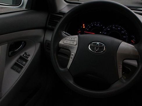 Used 2011 Toyota Camry LE w/ LE Extra-Value Pkg image 30