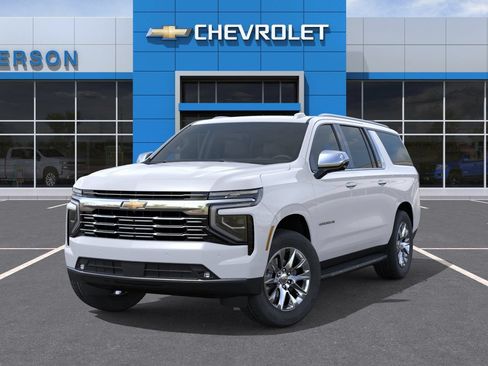 New 2026 Chevrolet Suburban Premier AWD/4WD image 8