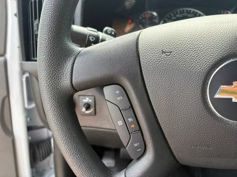 Used 2025 Chevrolet Express 2500 w/ Driver Convenience Package RWD image 31