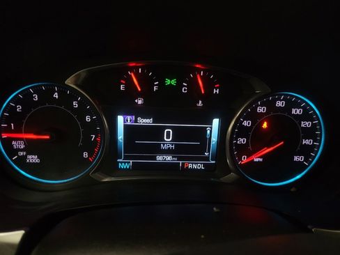 Used 2019 Chevrolet Traverse LT w/ LT Premium Package AWD/4WD image 23