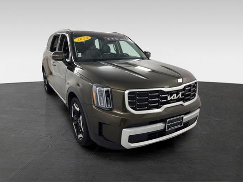 Used 2024 Kia Telluride S w/ S Sunroof Package AWD/4WD image 1