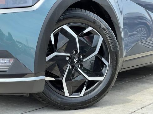 Certified 2024 Hyundai Ioniq 5 SEL RWD image 2