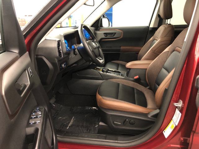 Used 2025 Ford Bronco Sport Outer Banks w/ Outer Banks Tech Package+ AWD/4WD image 26