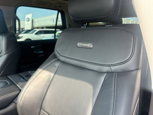 New 2025 Ford Expedition Platinum w/ Driver's Package image 25