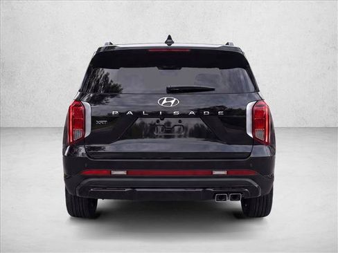 Used 2025 Hyundai Palisade XRT FWD image 6