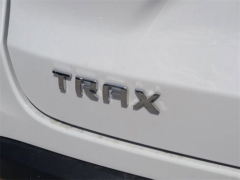 New 2026 Chevrolet Trax LS w/ Driver Confidence Package image 9