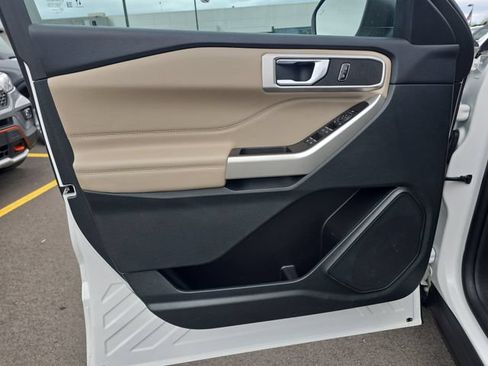 Certified 2023 Ford Explorer XLT AWD/4WD image 10