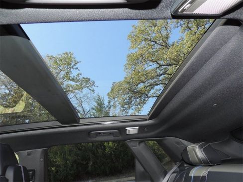 New 2026 Cadillac Lyriq Premium Luxury image 10