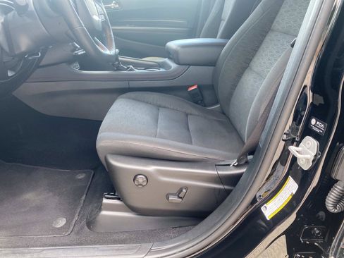 Used 2025 Dodge Durango GT w/ Blacktop Package AWD/4WD image 23