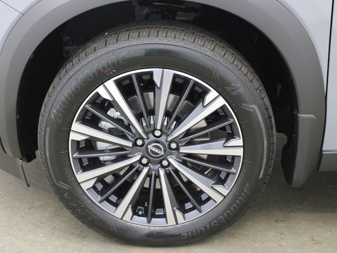 New 2026 Nissan Pathfinder Platinum w/ Cargo Package AWD/4WD image 30