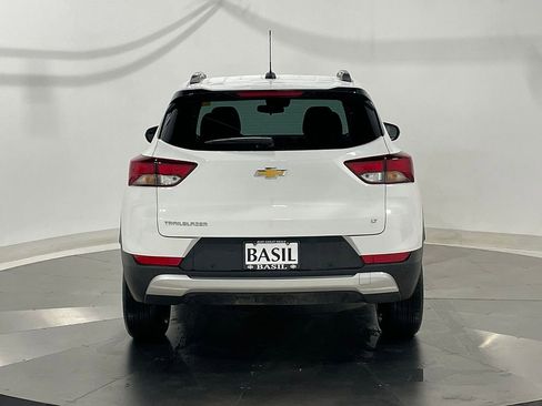 Used 2025 Chevrolet TrailBlazer LT w/ LT Cold Weather Package image 12