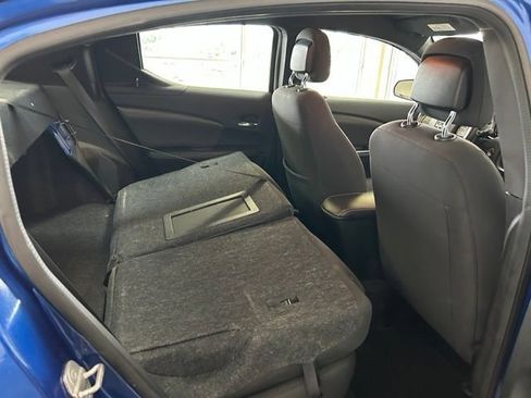 Used 2014 Dodge Avenger SE FWD image 21
