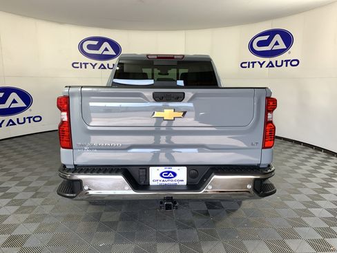 Used 2024 Chevrolet Silverado 1500 LT AWD/4WD image 4