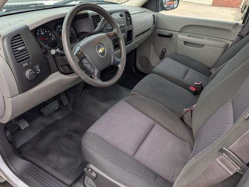 Used 2013 Chevrolet Silverado 1500 W/T image 13