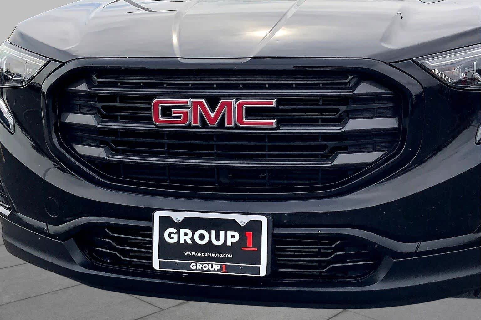 Used 2019 GMC Terrain SLE w/ Black Edition FWD image 30
