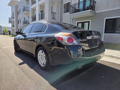 Used 2012 Nissan Altima 2.5 S FWD image 9