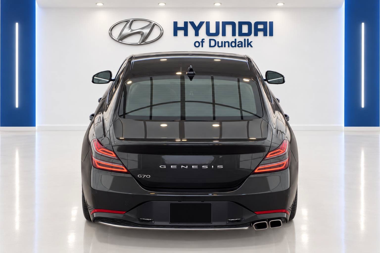 Used 2023 Genesis G70 2.0T RWD image 6