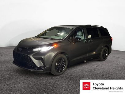 New 2025 Toyota Sienna XSE w/ XSE Plus Package
