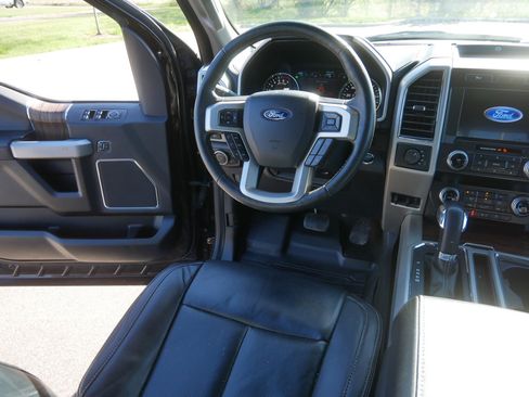 Used 2020 Ford F150 Lariat w/ Equipment Group 502A Luxury AWD/4WD image 9