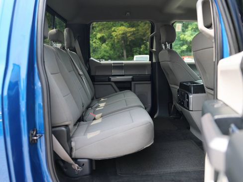 Used 2018 Ford F150 XLT w/ Equipment Group 302A Luxury AWD/4WD image 12