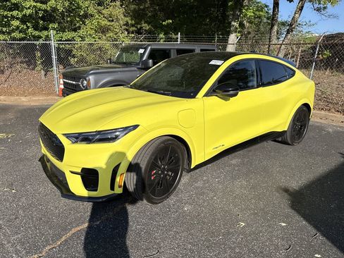 Used 2025 Ford Mustang Mach-E GT image 8