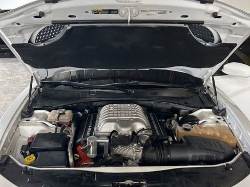 Used 2018 Dodge Charger SRT Hellcat RWD image 18